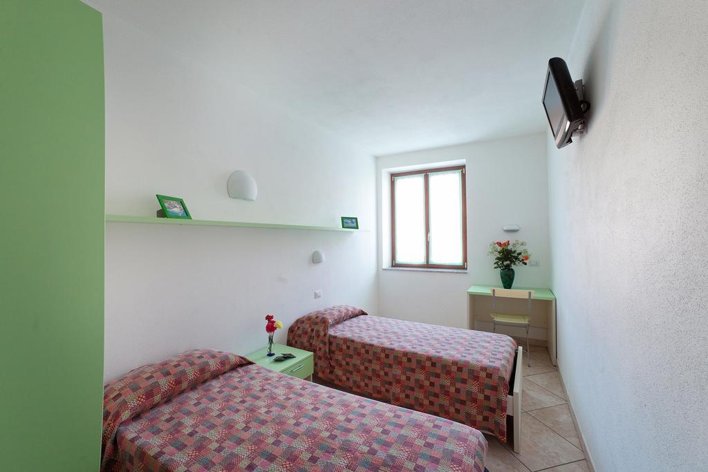 Locanda Piemontese Calice Ligure Bagian luar foto